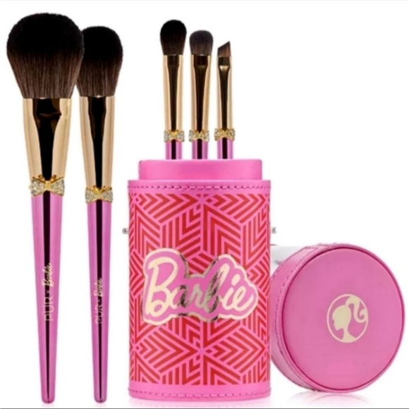 PUR x Barbie Brush ‘n’ Sparkle Makeup Brush Set - Picture 2 of 3